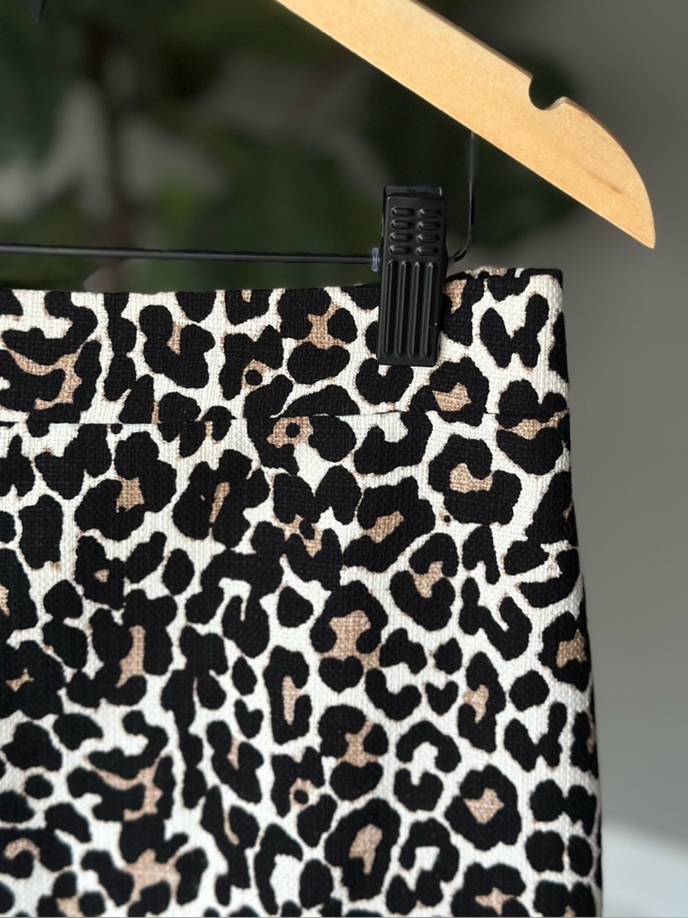 J.CREW The Pencil Skirt Size 4 Leopard Animal Print Office Work, Black Cream Tan